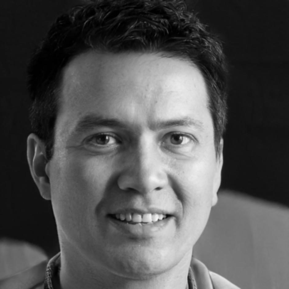 Portrait du Directeur de Recherche bicubadebebosolar
